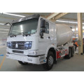 Sinotruk HOWO 6X4 8m3 Concrete Mixer Truck (ZZ1257N3641W)